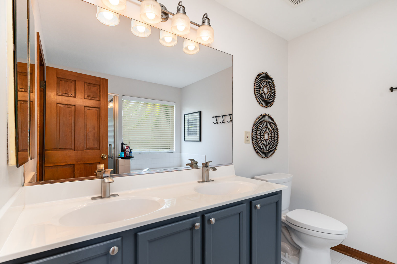 407 Anthony Court, Oswego, IL 60543