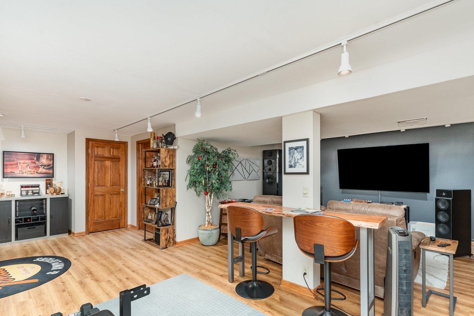 407 Anthony Court, Oswego, IL 60543