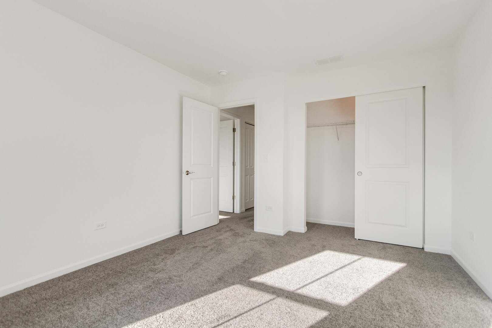 8530 Sperry Court, Woodridge, IL 60517