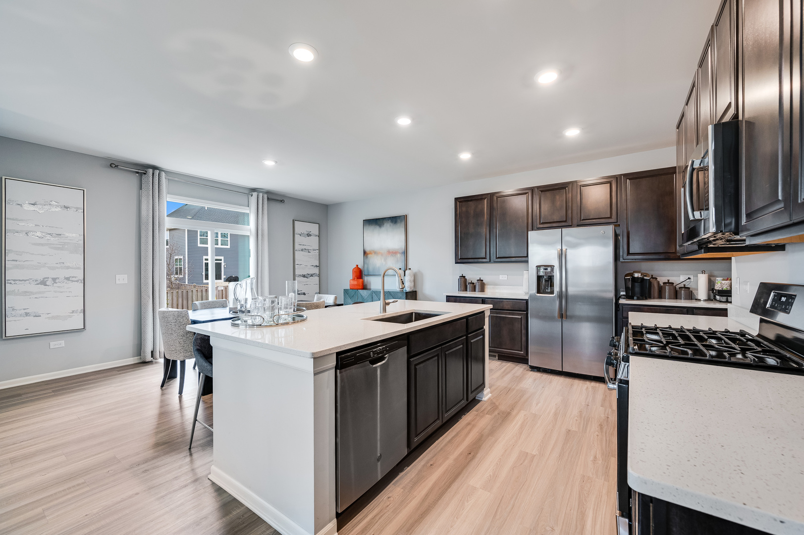 589 Wexford Drive, Elgin, IL 60124