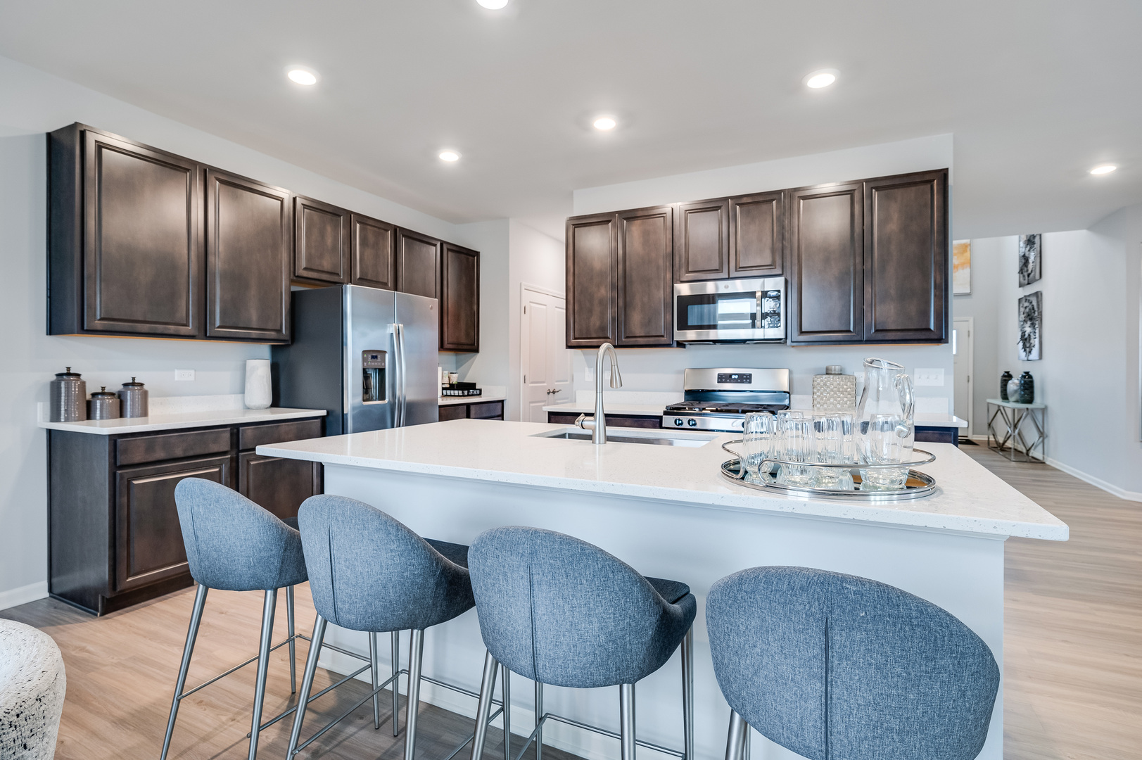 589 Wexford Drive, Elgin, IL 60124