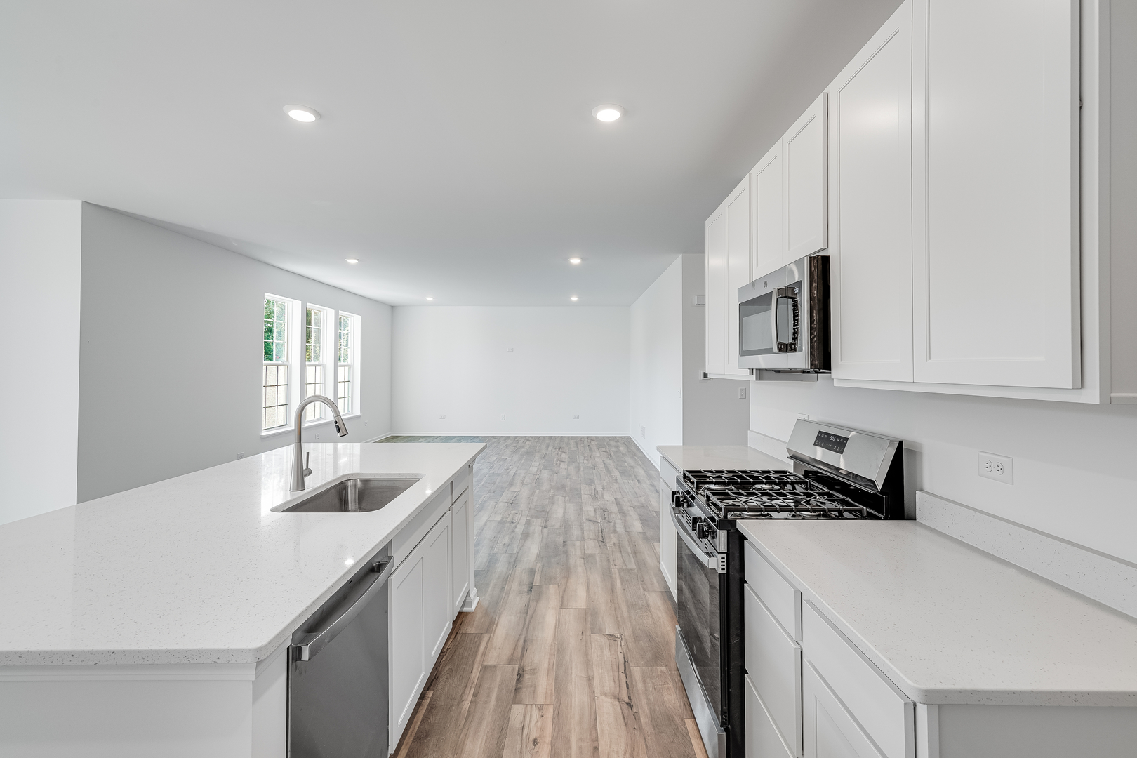 589 Wexford Drive, Elgin, IL 60124