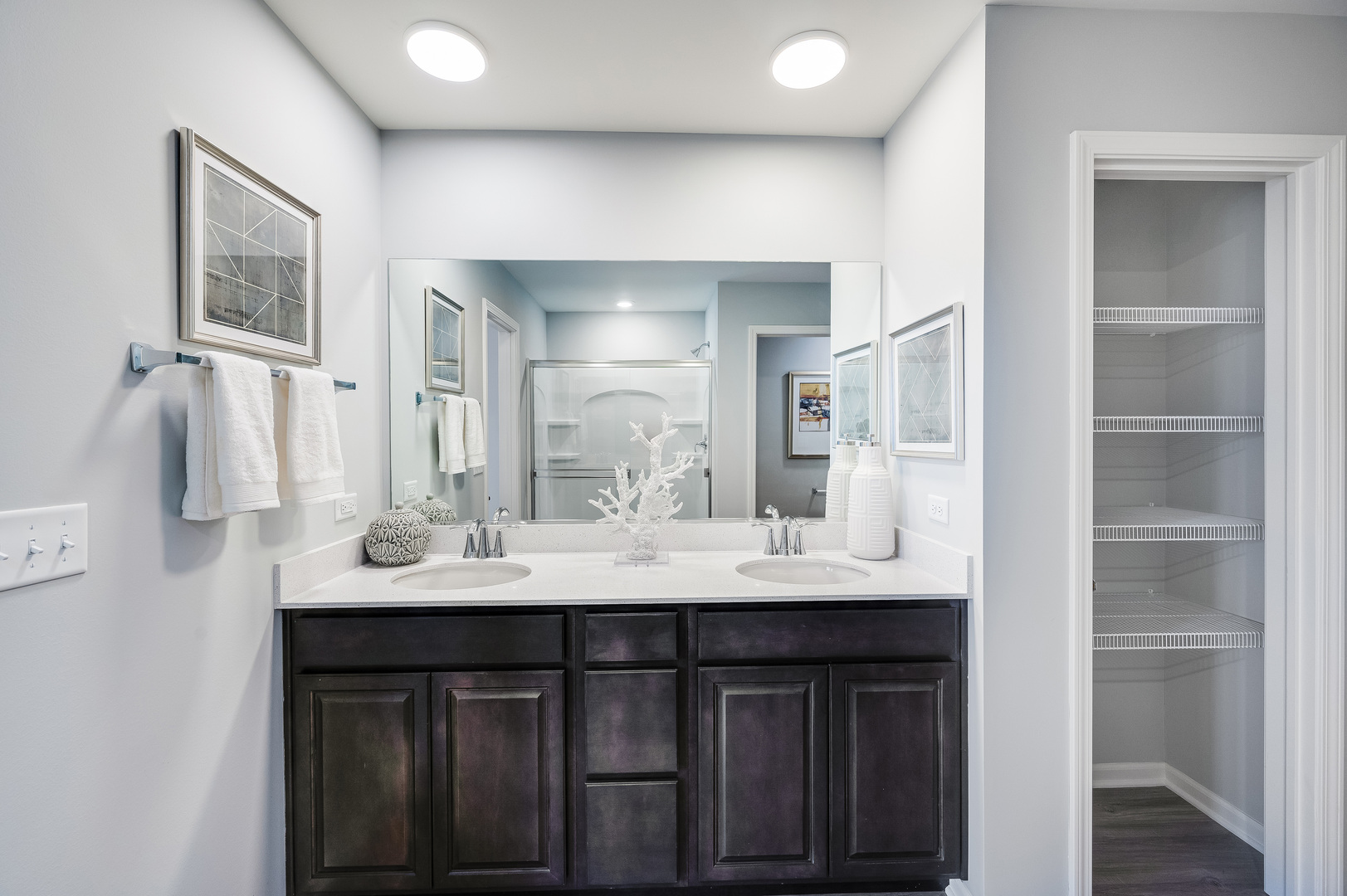 589 Wexford Drive, Elgin, IL 60124