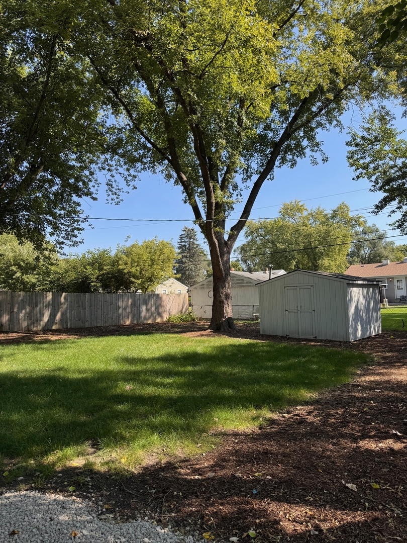 113 Delaware Street, Crystal Lake, IL 60014