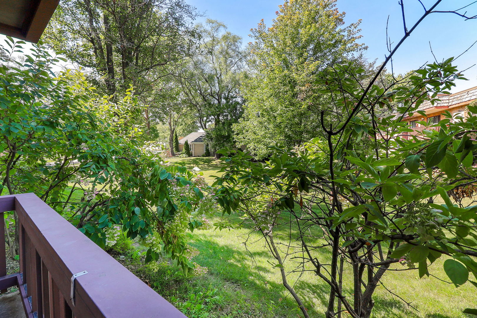 8000 Woodglen Lane #101, Downers Grove, IL 60516