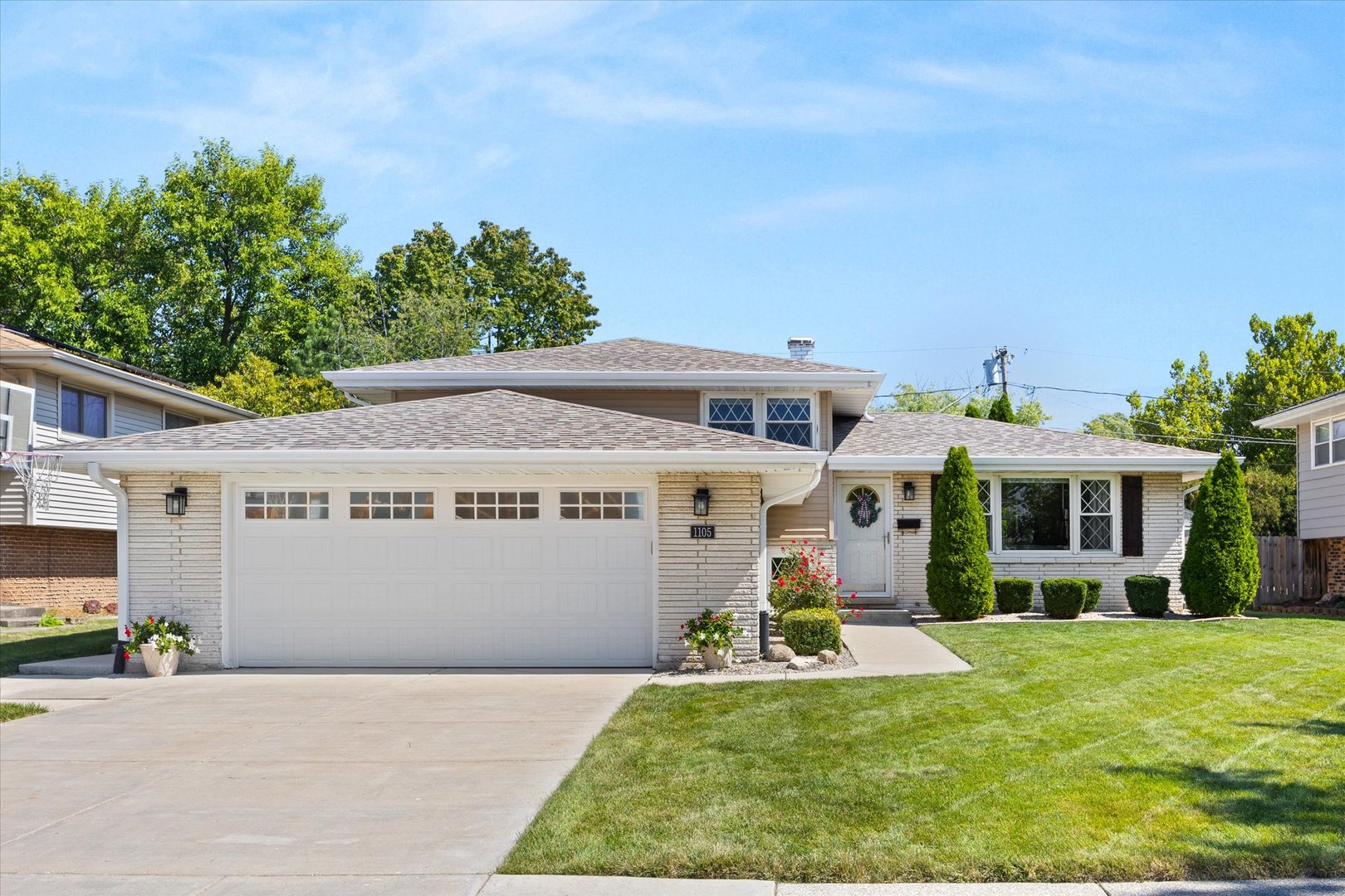 1105 Walter Street, Lemont, IL 60439