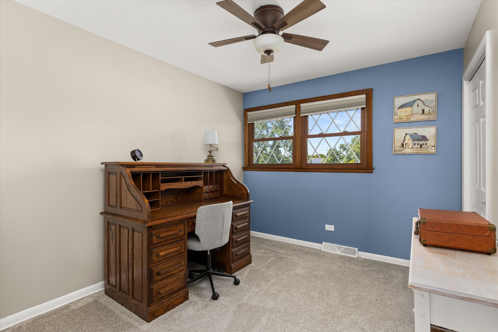 1105 Walter Street, Lemont, IL 60439