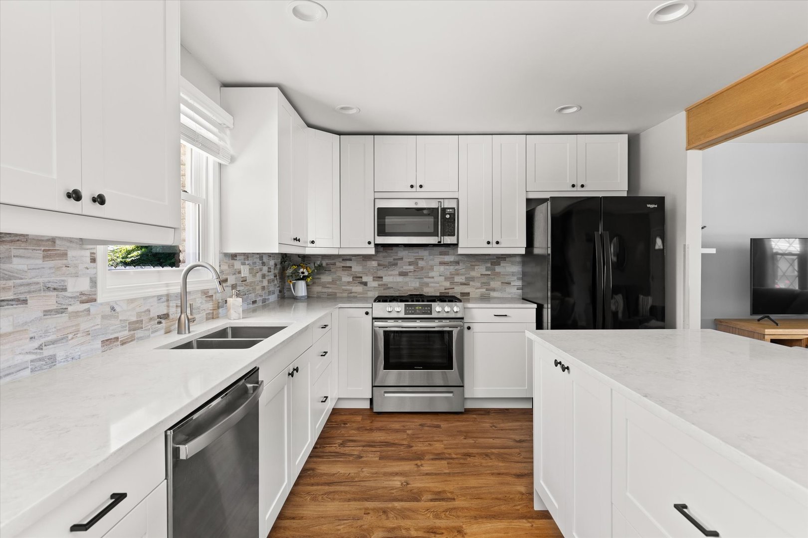 1105 Walter Street, Lemont, IL 60439