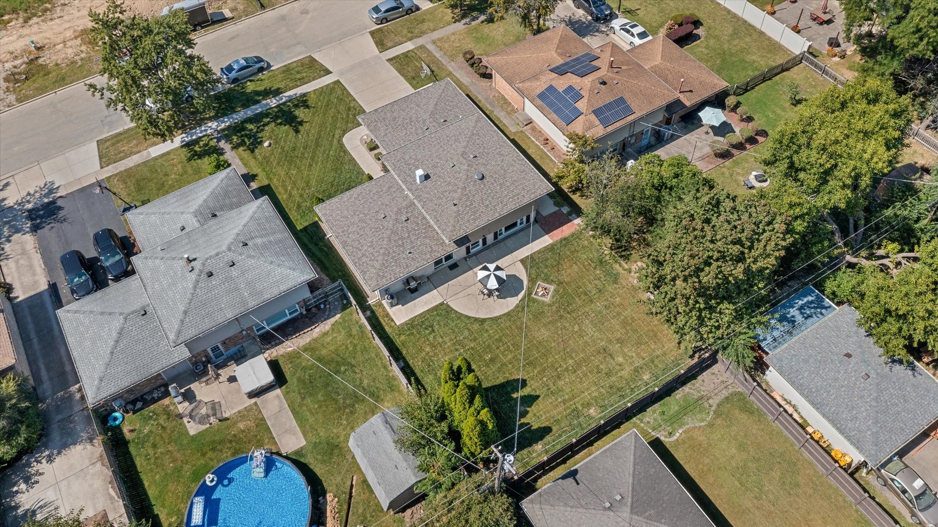 1105 Walter Street, Lemont, IL 60439