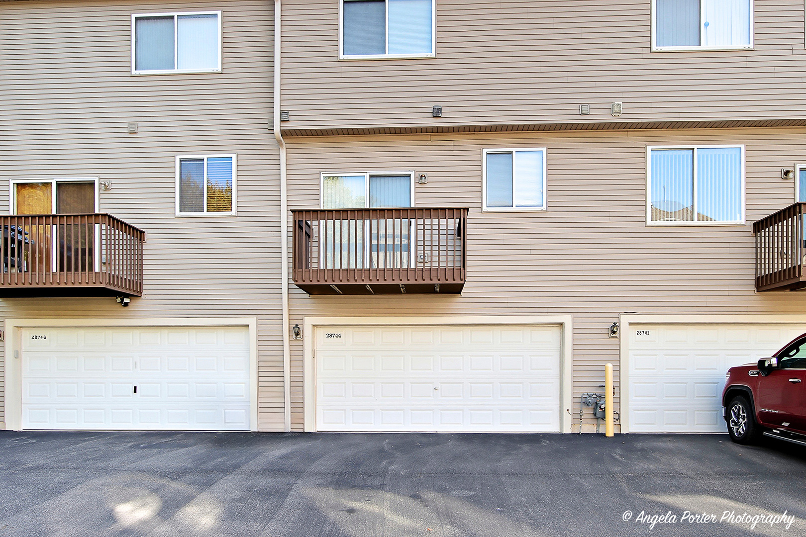28744 W PONDVIEW Drive #28744, Lakemoor, IL 60051