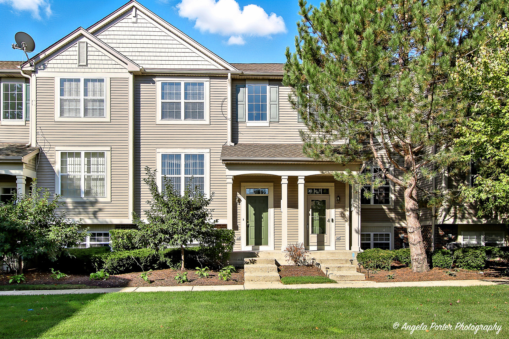 28744 W PONDVIEW Drive #28744, Lakemoor, IL 60051