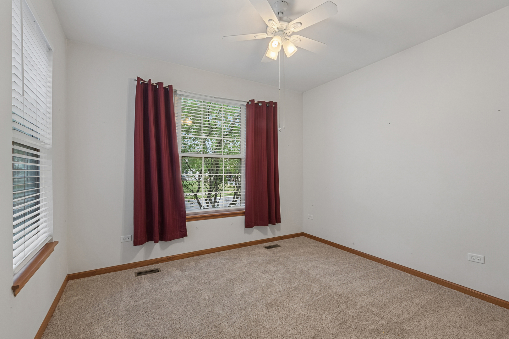 21308 Brush Lake Drive, Crest Hill, IL 60403