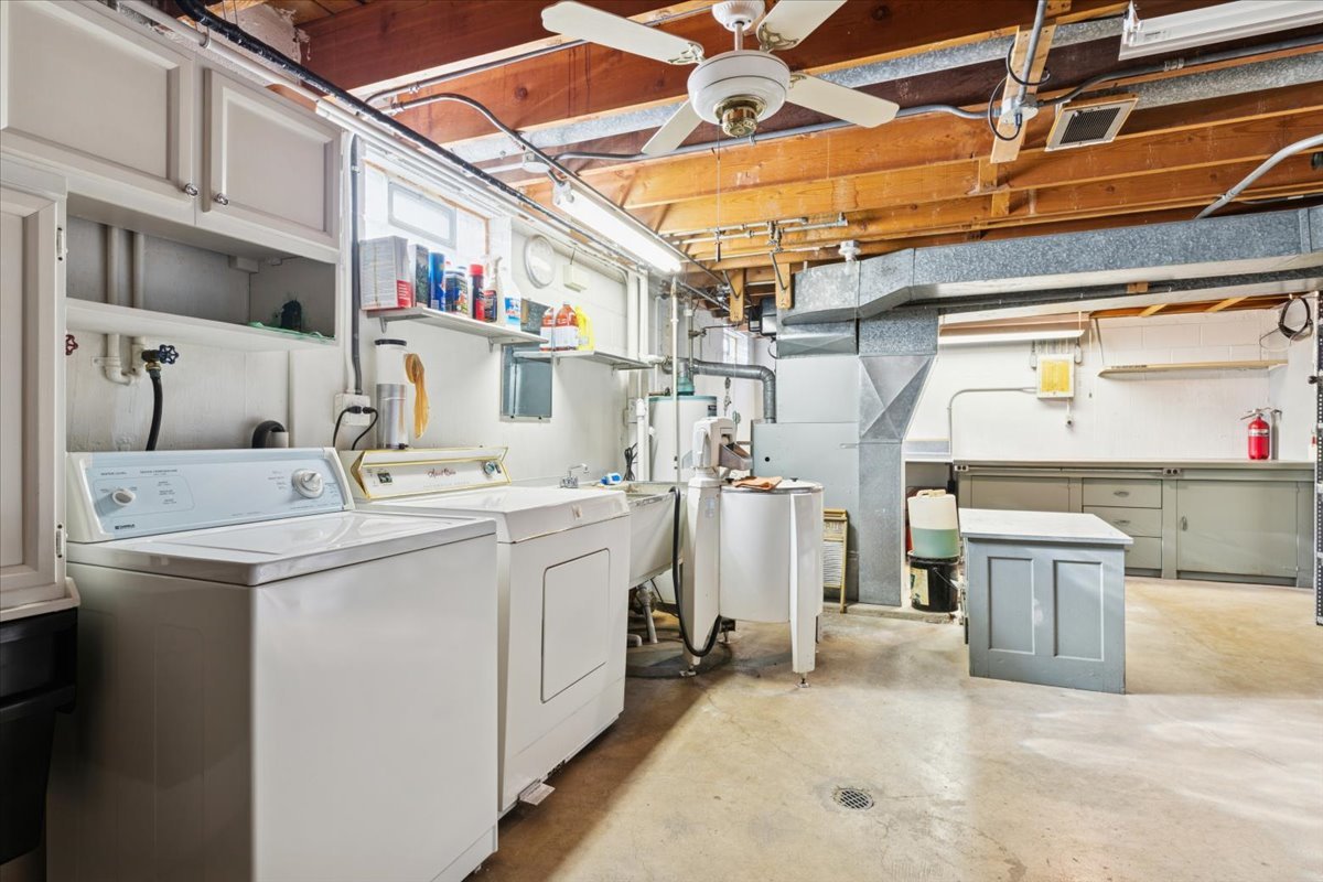 4456 N Forestview Avenue, Chicago, IL 60656