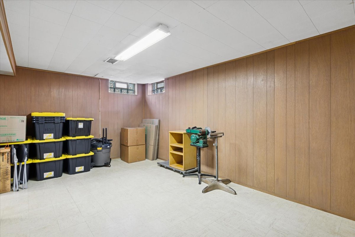 4456 N Forestview Avenue, Chicago, IL 60656