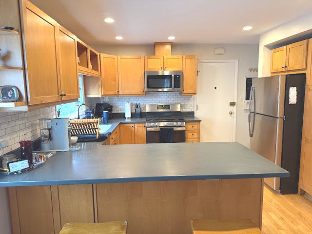 556 N BARTON Avenue #1, Evanston, IL 60202