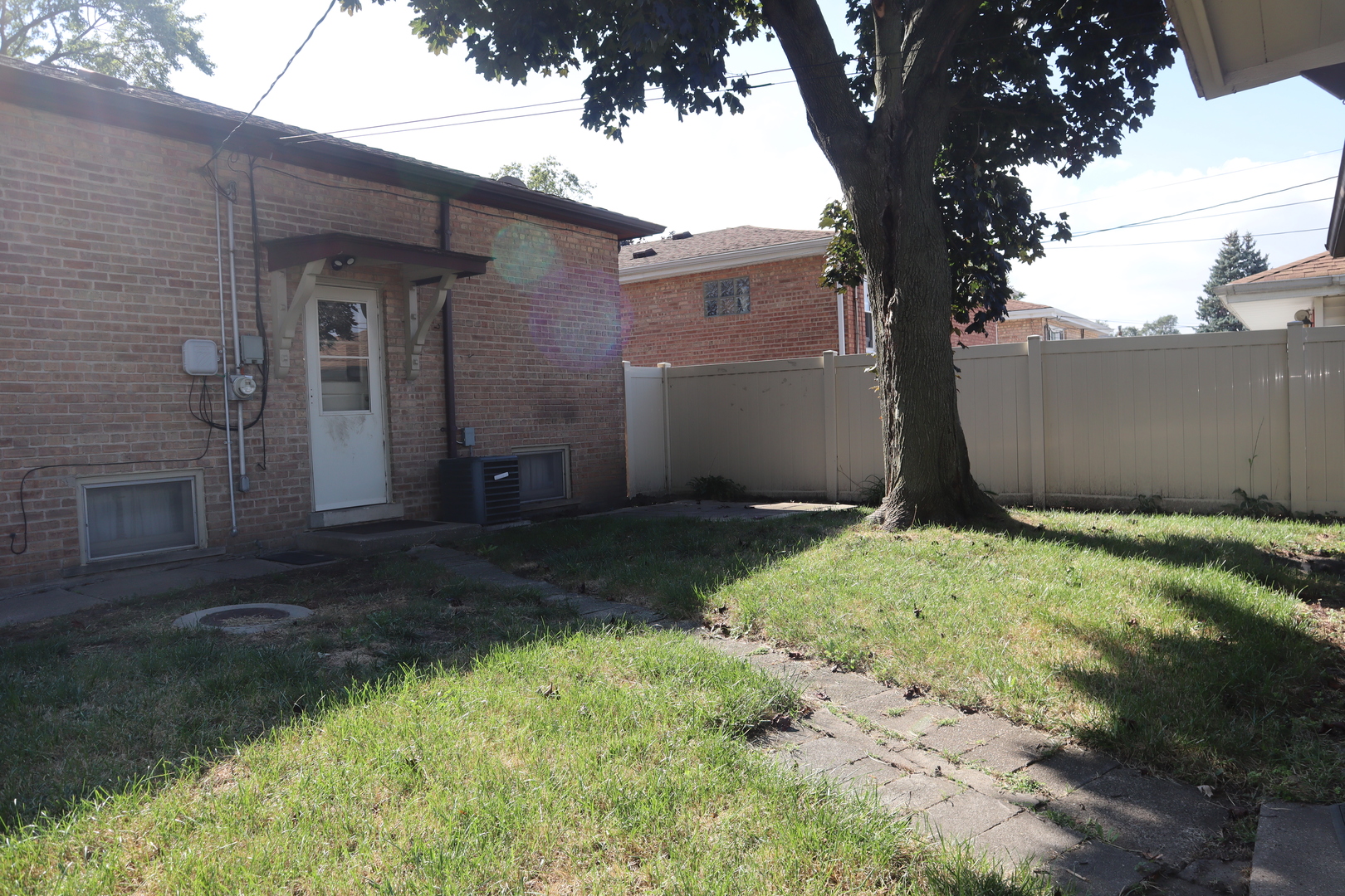 2900 W 101st Place, Evergreen Park, IL 60805