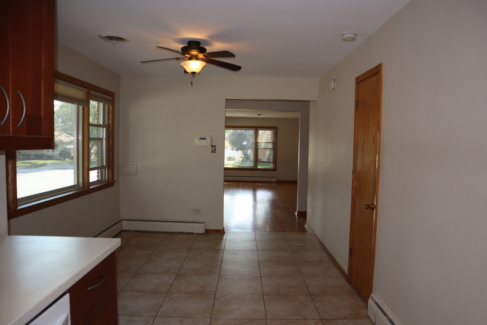 2900 W 101st Place, Evergreen Park, IL 60805