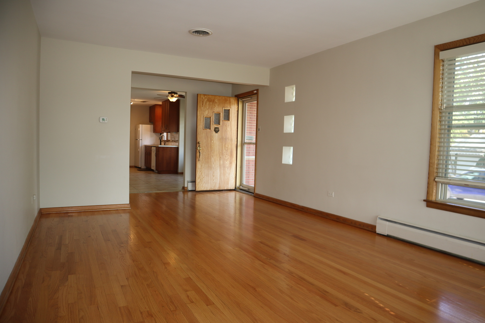 2900 W 101st Place, Evergreen Park, IL 60805