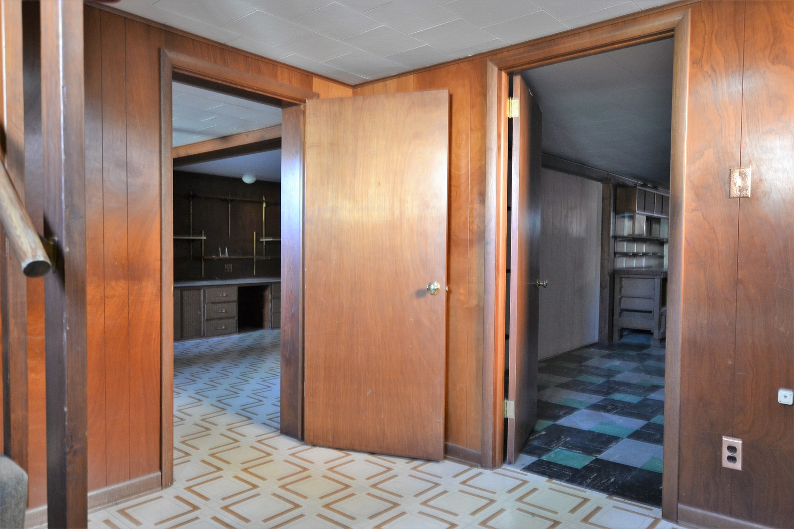 2900 W 101st Place, Evergreen Park, IL 60805