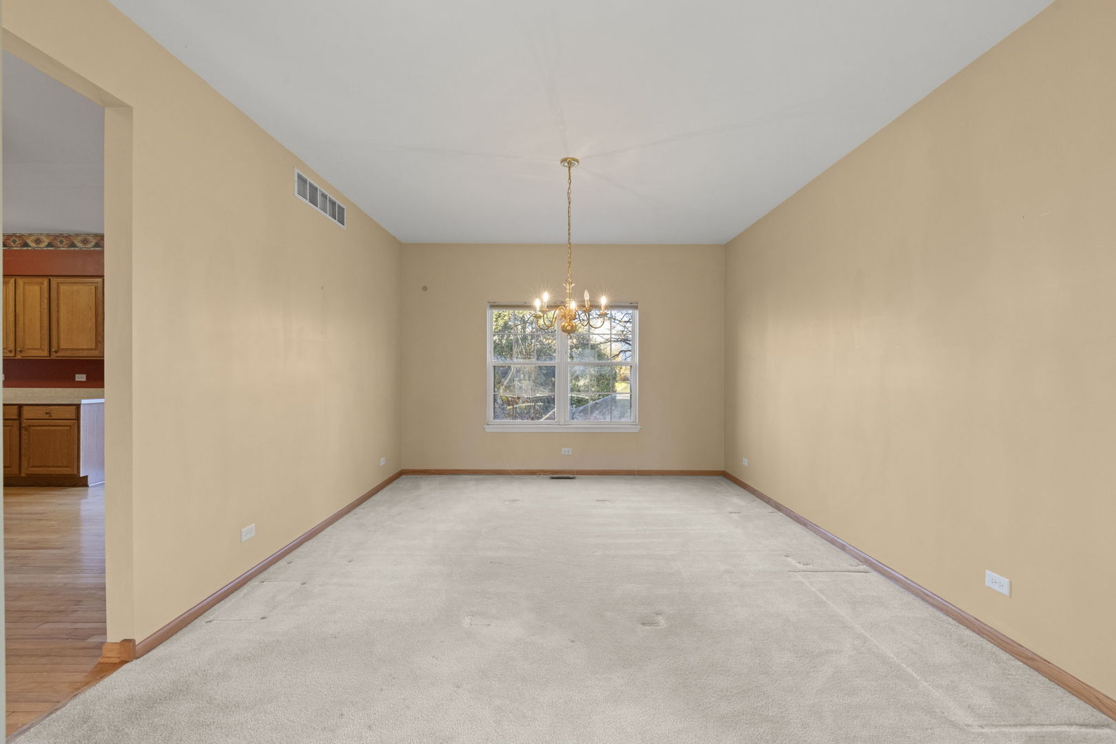 2532 Sagamore Circle, Aurora, IL 60503