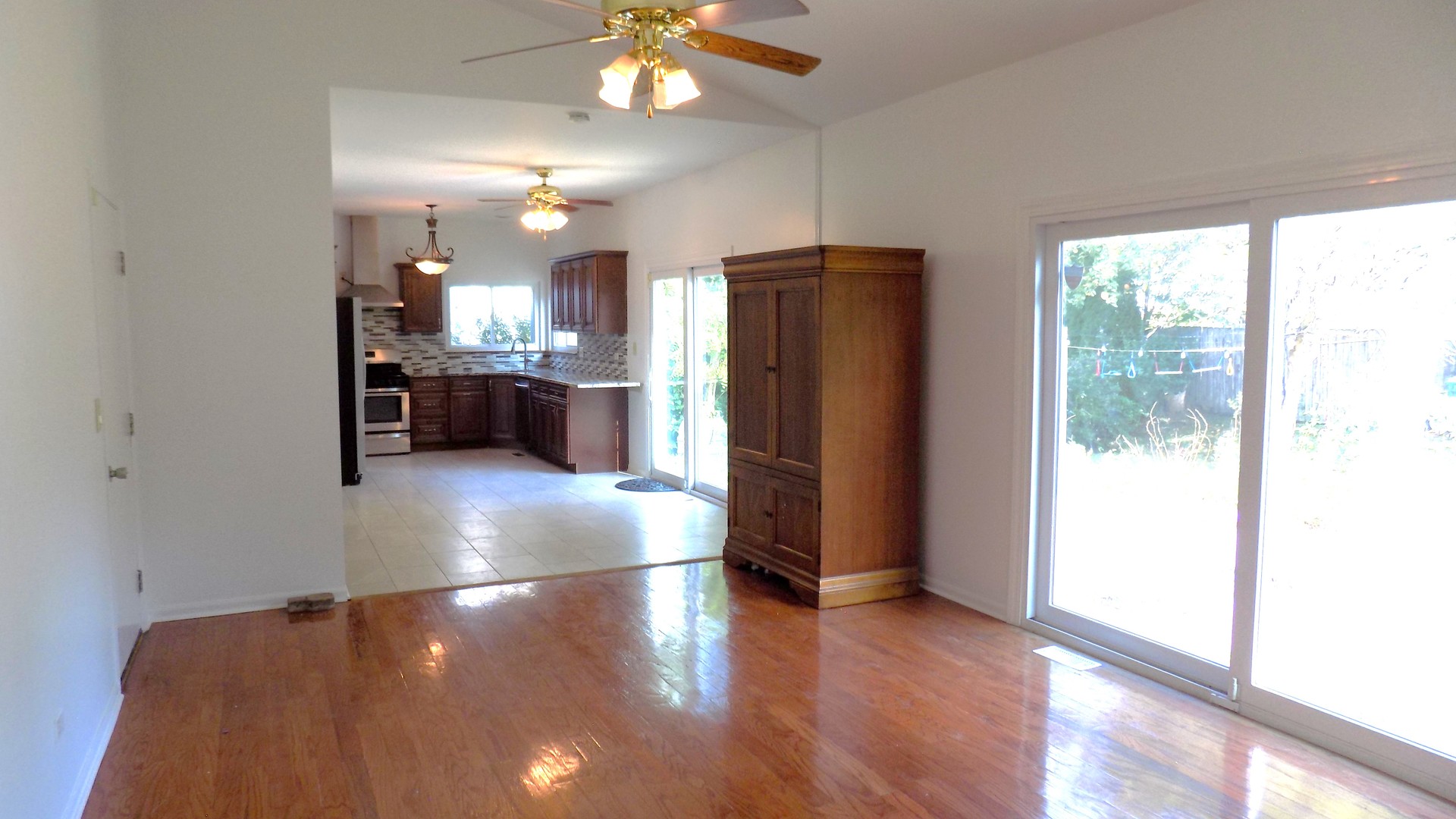 885 CHELSEA Court, Aurora, IL 60504