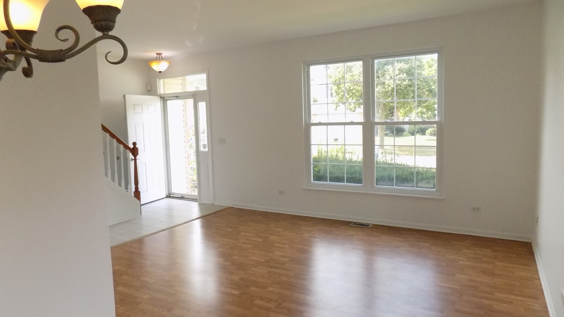 885 CHELSEA Court, Aurora, IL 60504