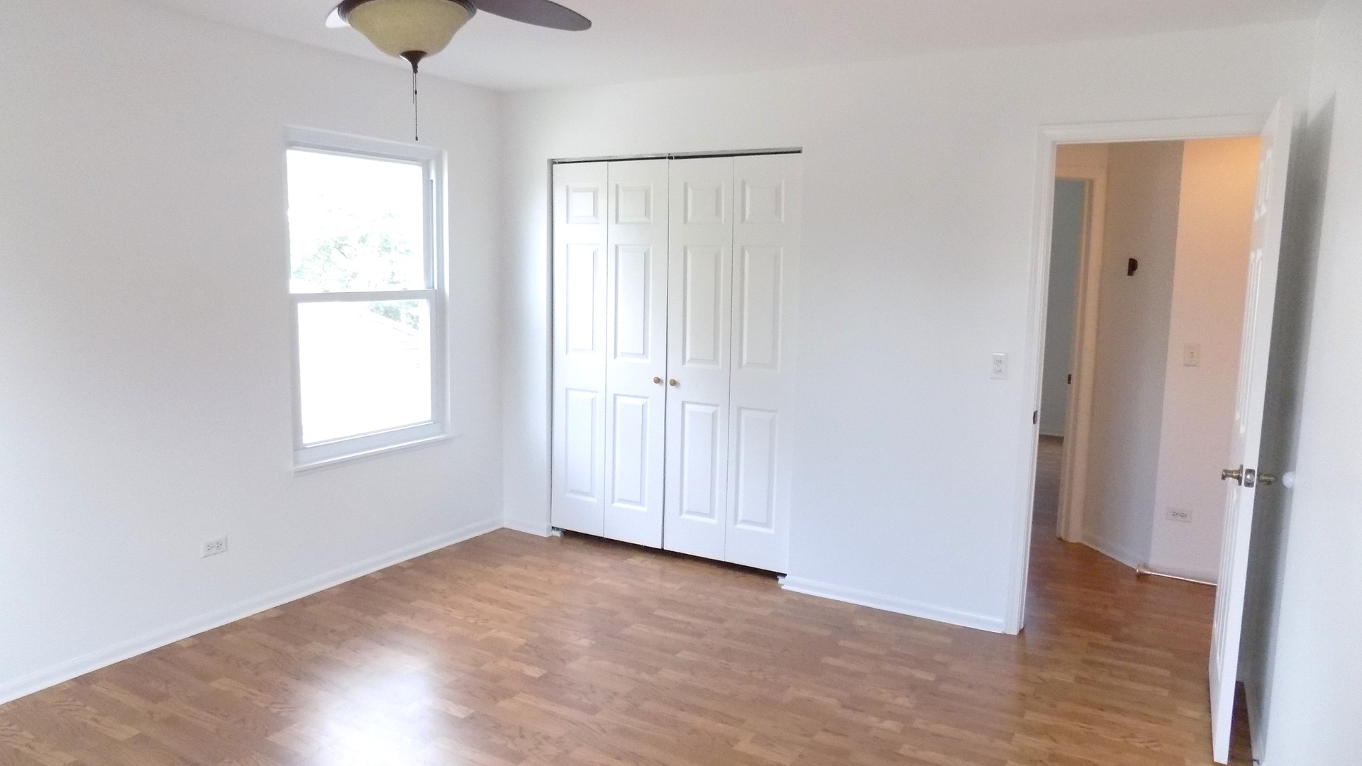 885 CHELSEA Court, Aurora, IL 60504