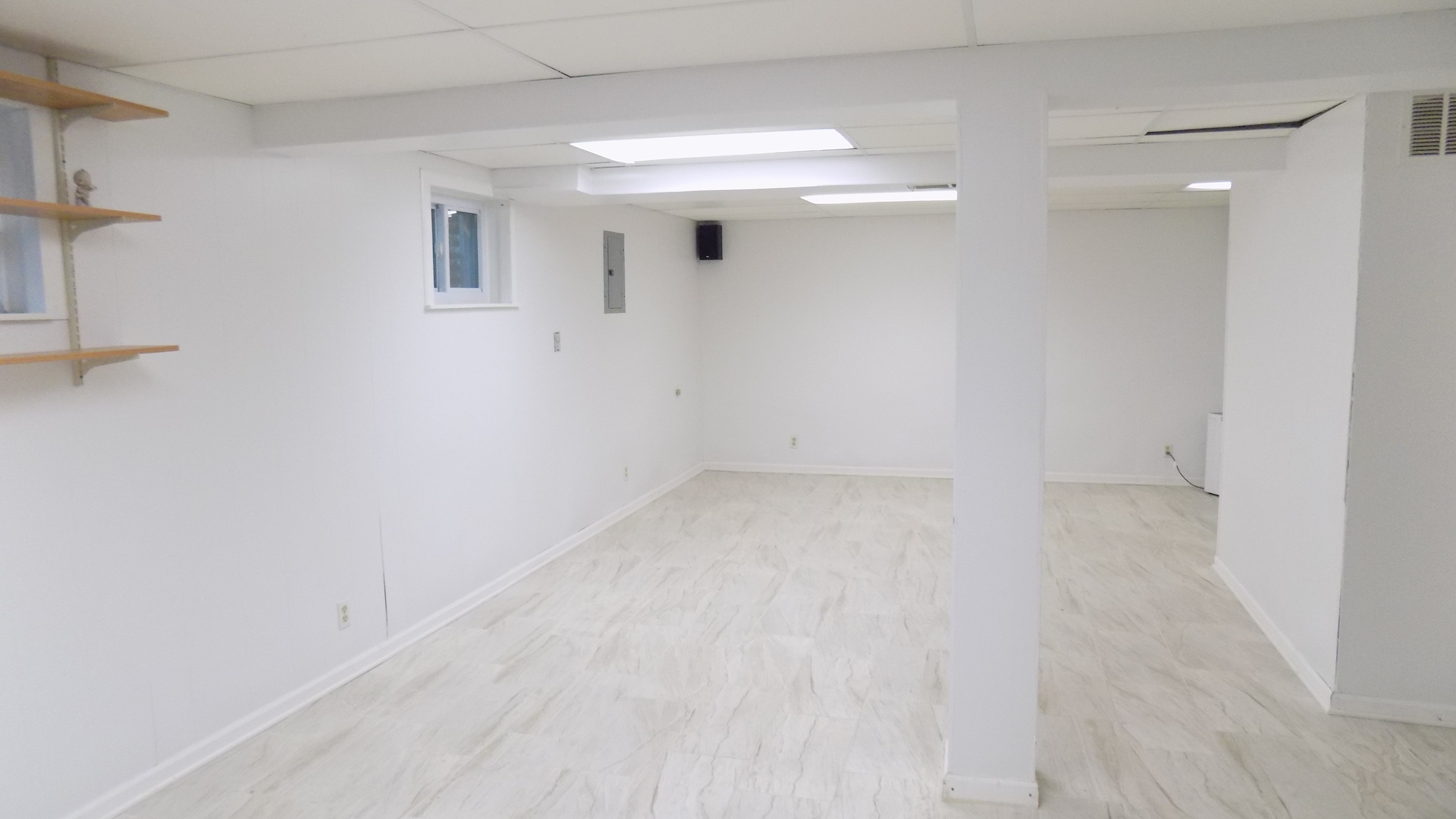 885 CHELSEA Court, Aurora, IL 60504