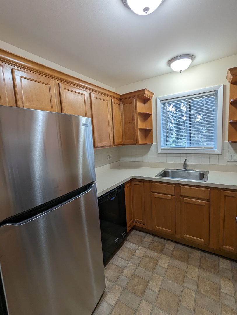 267 12th Street #6D, Wheeling, IL 60090