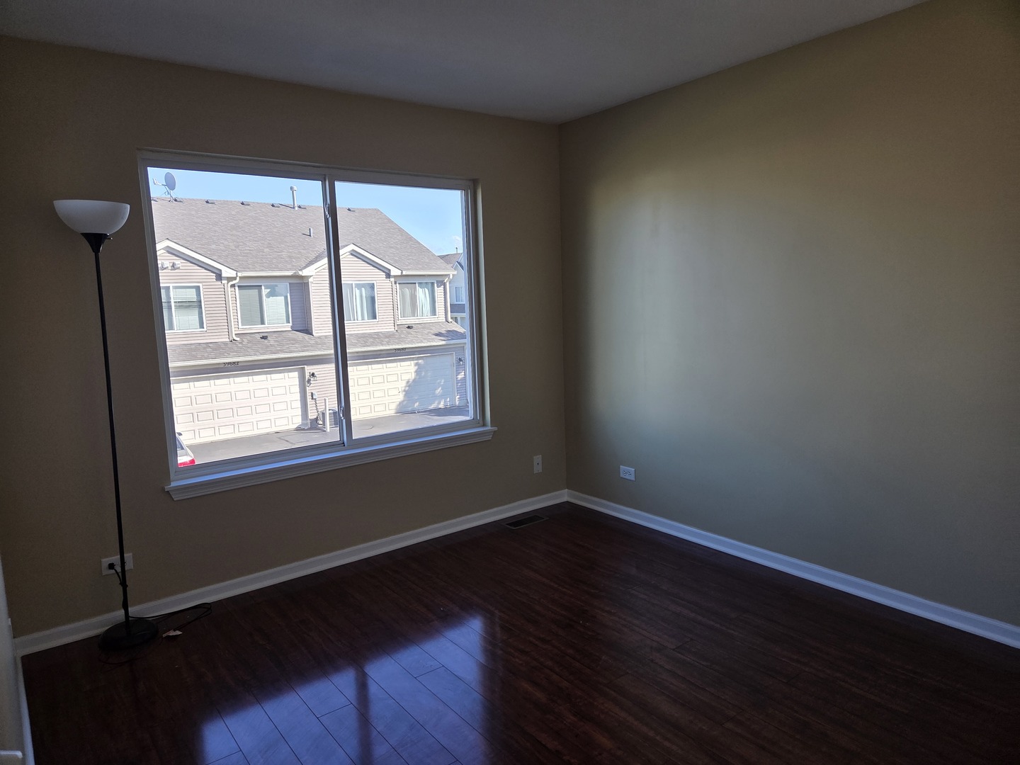 39694 N Warren Lane #39694, Beach Park, IL 60083