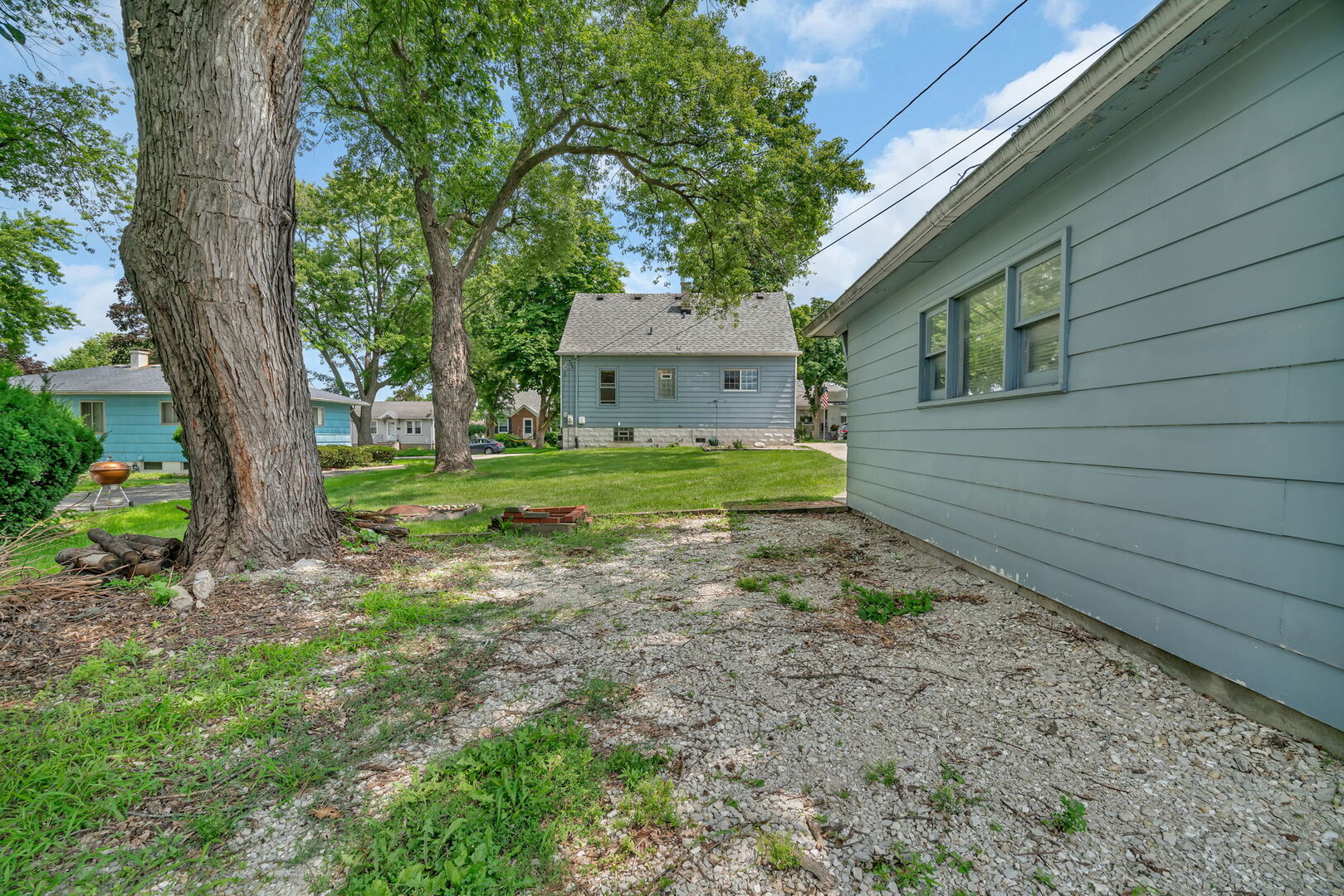 1811 Highland Avenue, Crest Hill, IL 60403