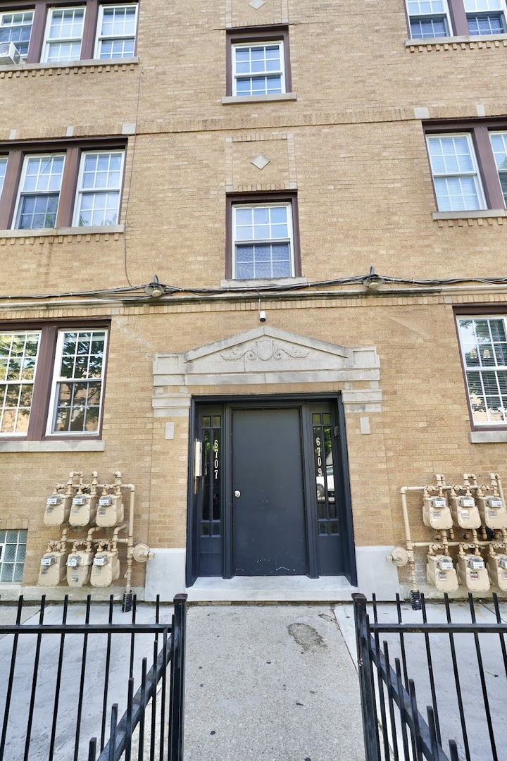 6707 S Artesian Avenue #LL, Chicago, IL 60629