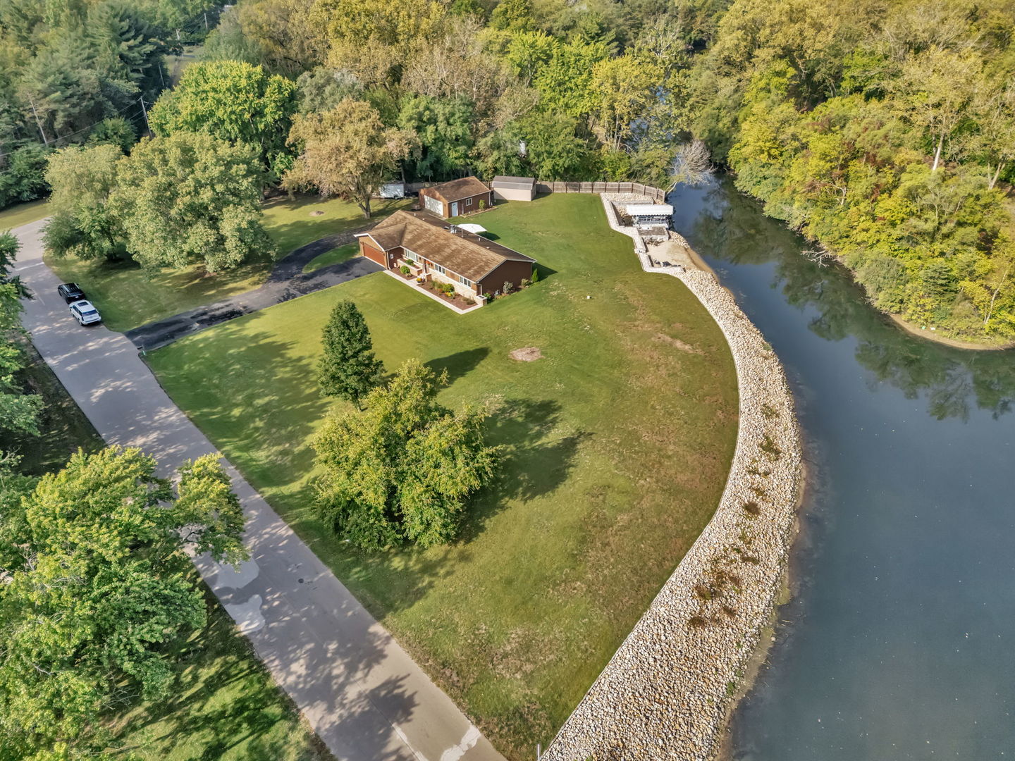 5640 E North Prairie Drive, Morris, IL 60450