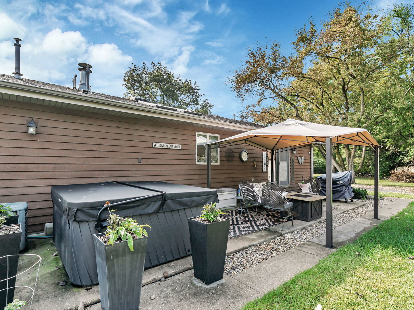 5640 E North Prairie Drive, Morris, IL 60450