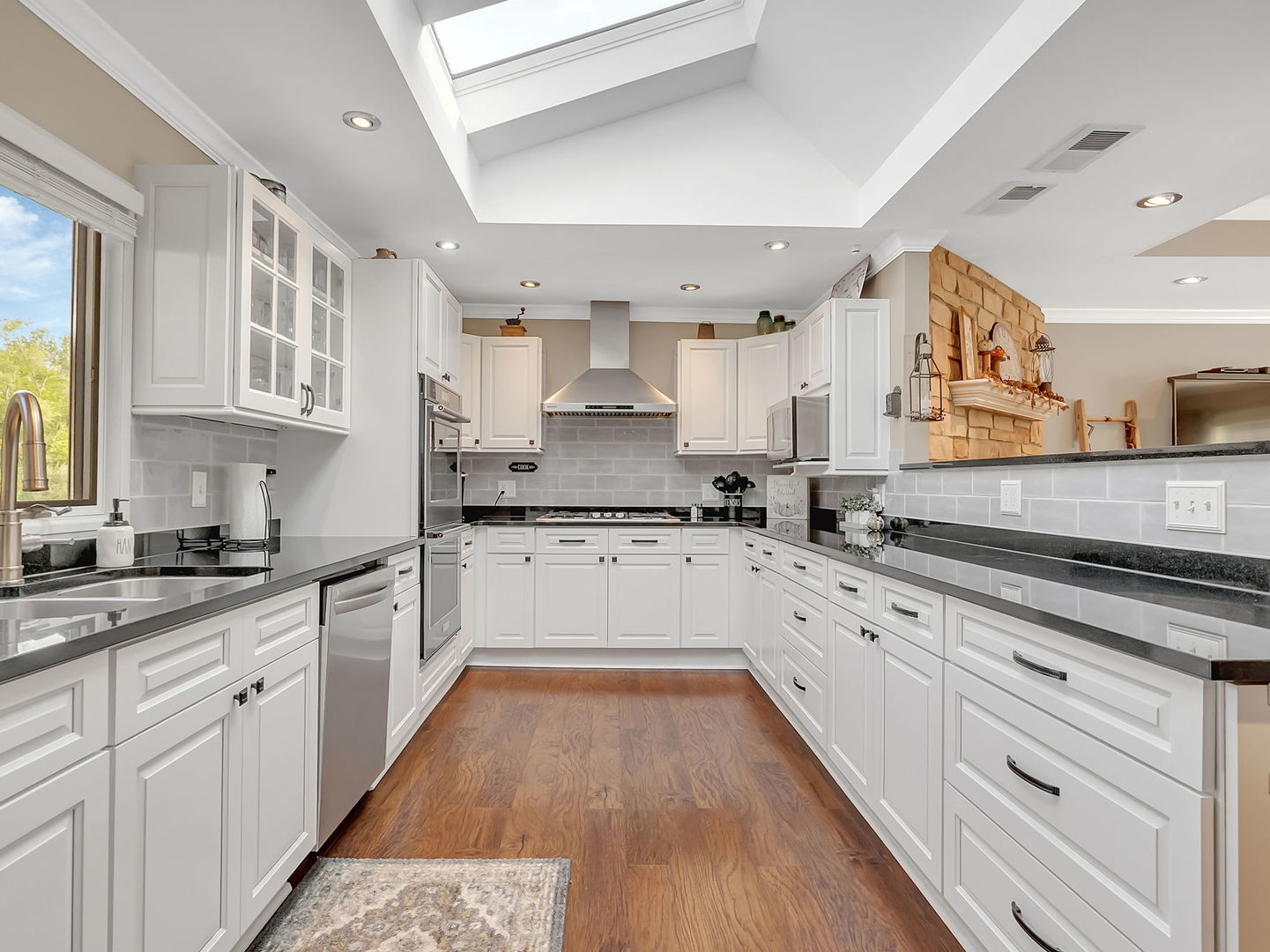 5640 E North Prairie Drive, Morris, IL 60450