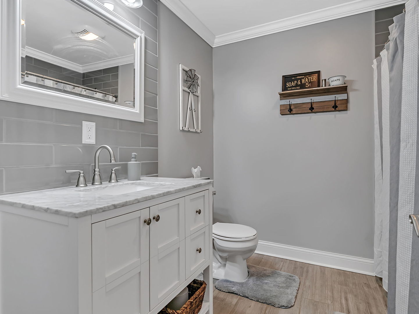 5640 E North Prairie Drive, Morris, IL 60450