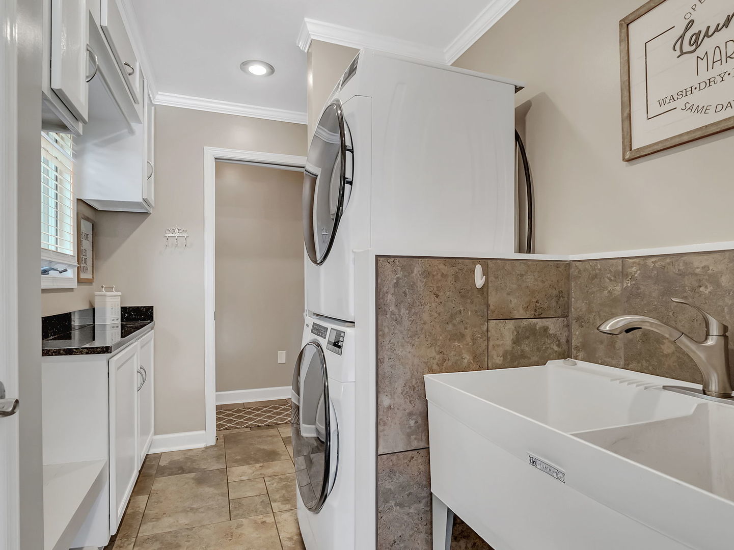 5640 E North Prairie Drive, Morris, IL 60450