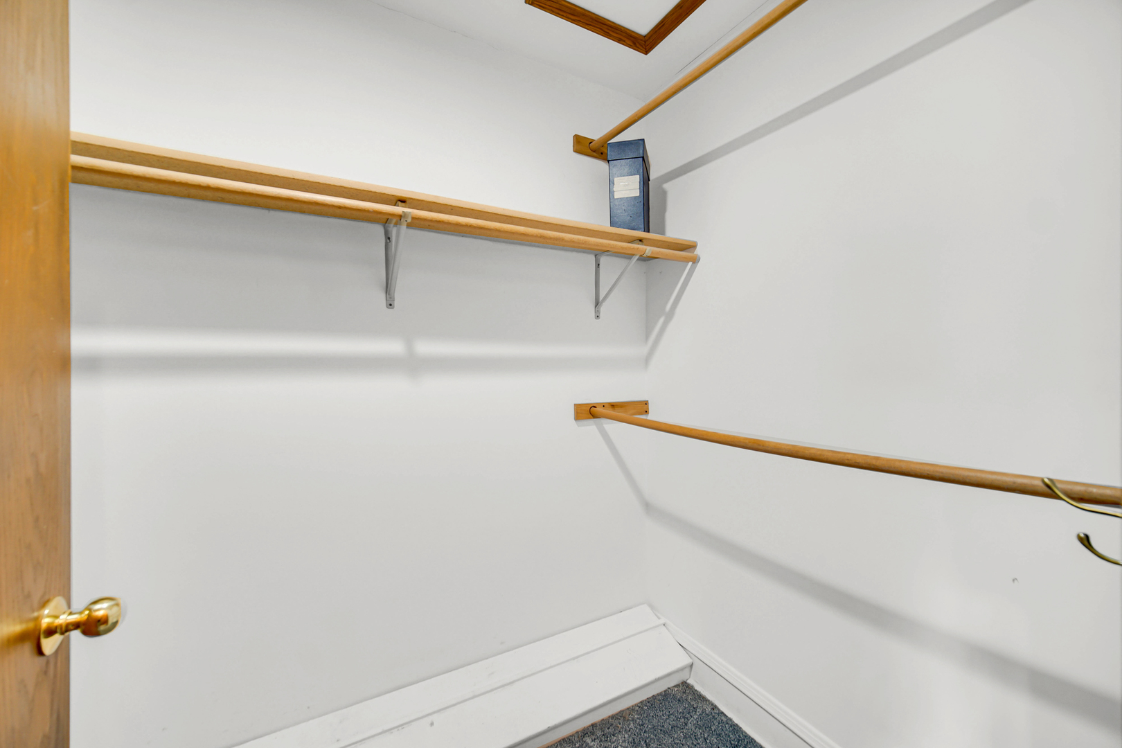 400 S Wille Street, Mount Prospect, IL 60056