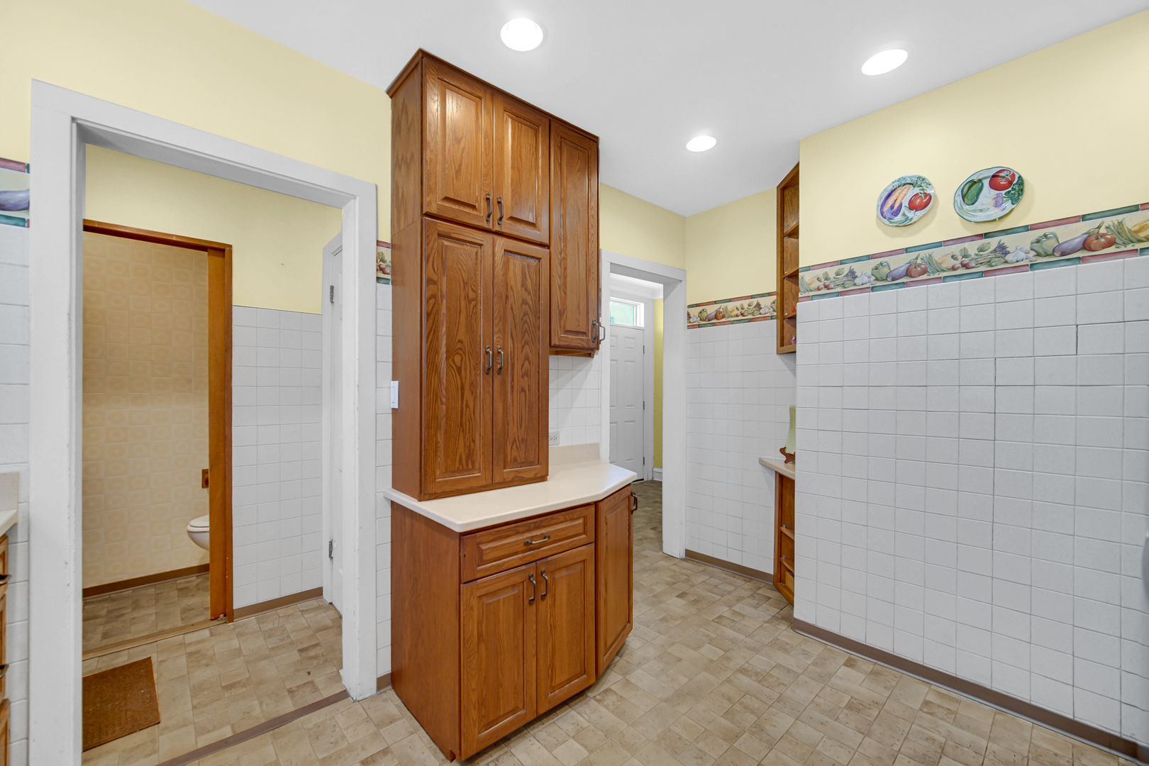 400 S Wille Street, Mount Prospect, IL 60056