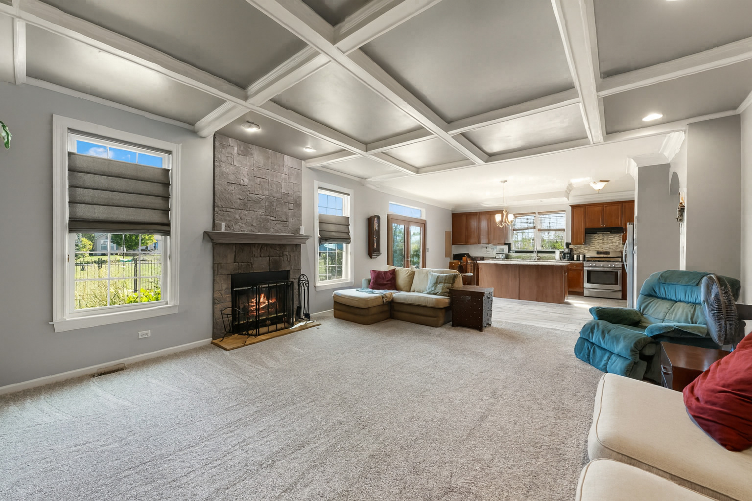 639 Vista Drive, Oswego, IL 60543