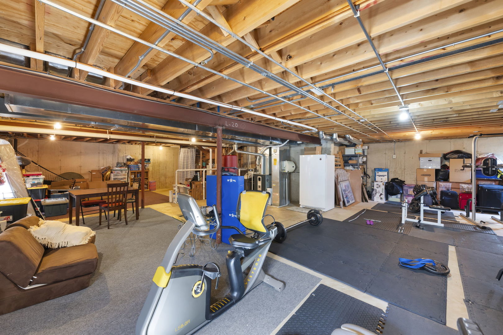 639 Vista Drive, Oswego, IL 60543