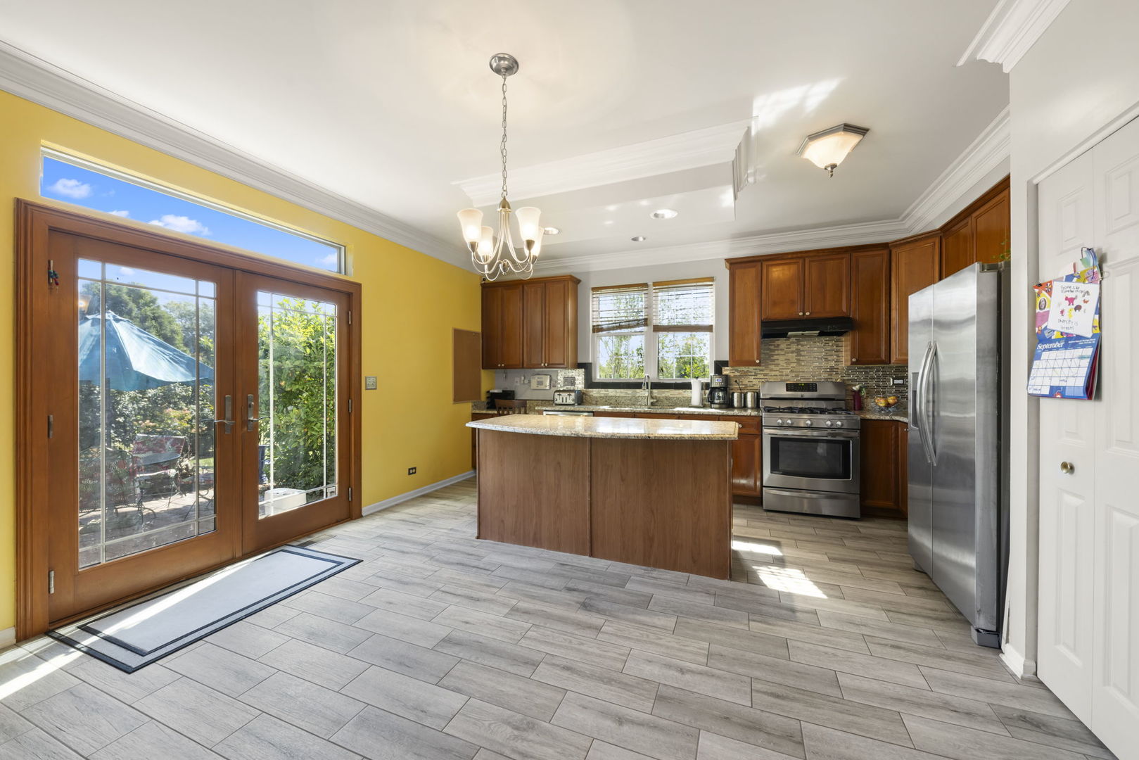 639 Vista Drive, Oswego, IL 60543