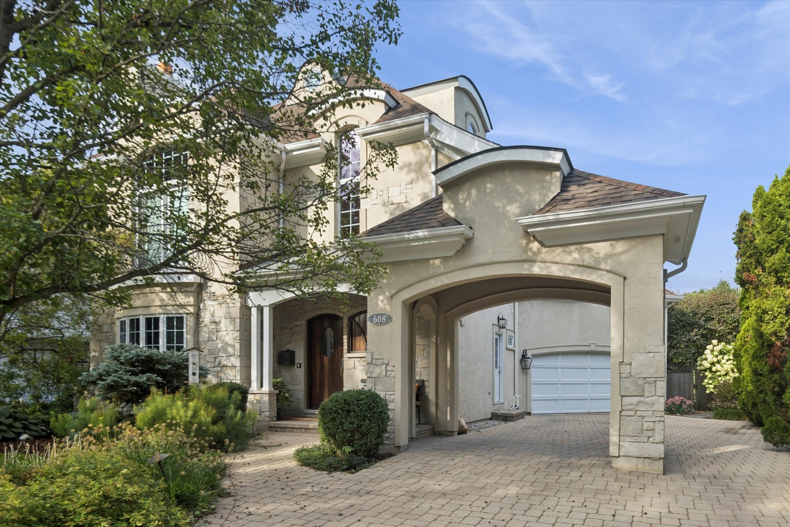 608 S Quincy Street, Hinsdale, IL 60521