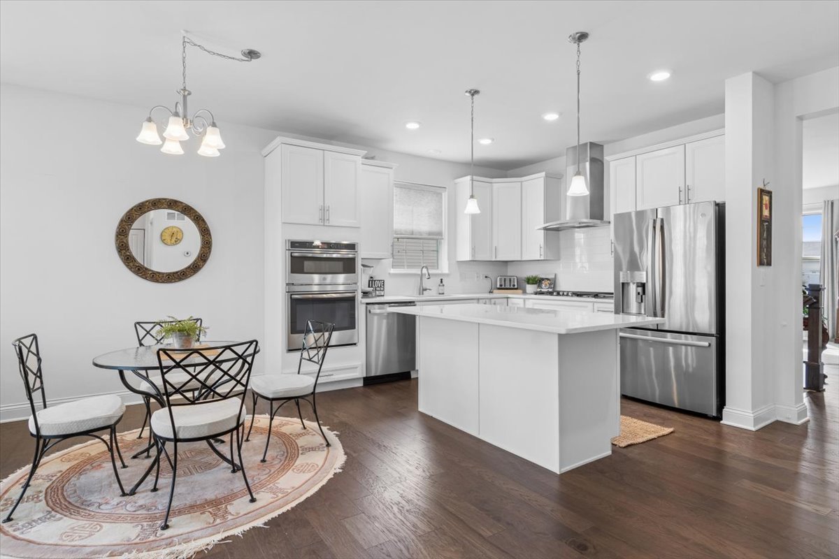 11820 Zenk Court, Huntley, IL 60142