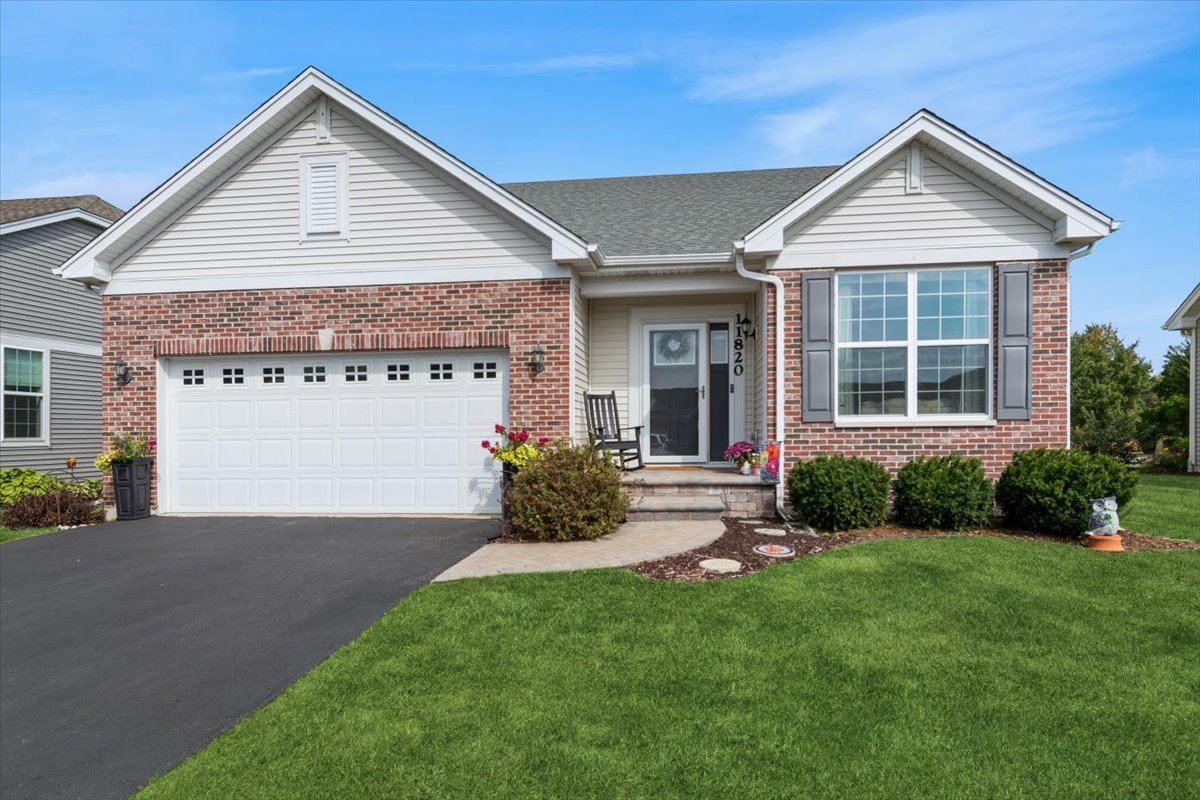 11820 Zenk Court, Huntley, IL 60142