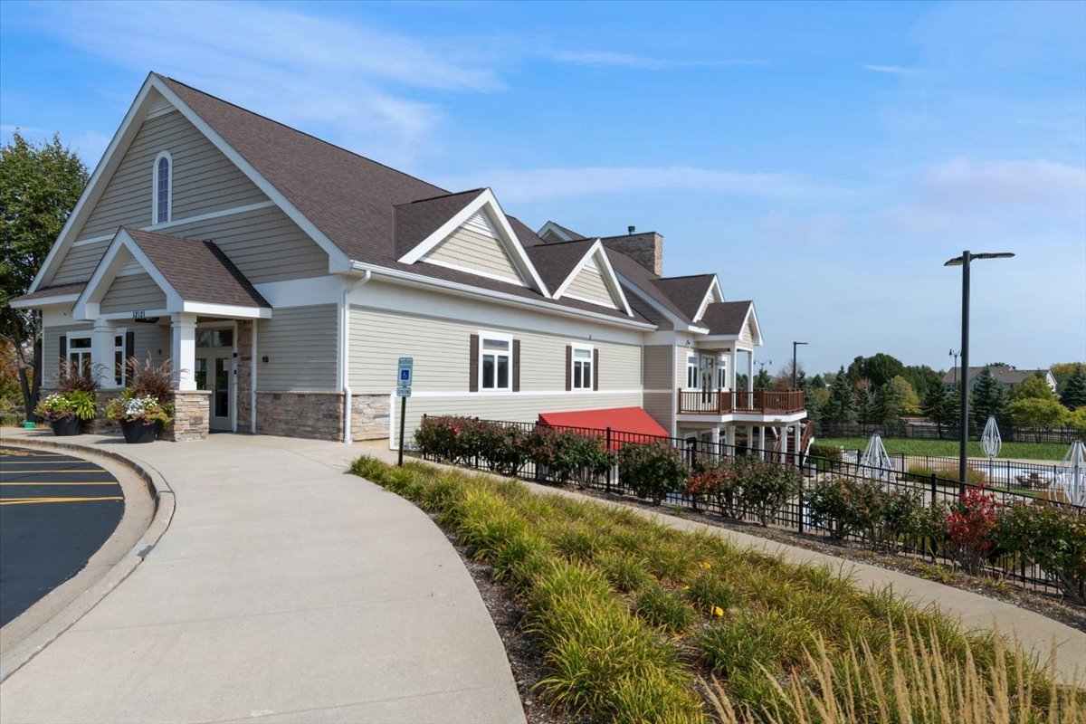 11820 Zenk Court, Huntley, IL 60142