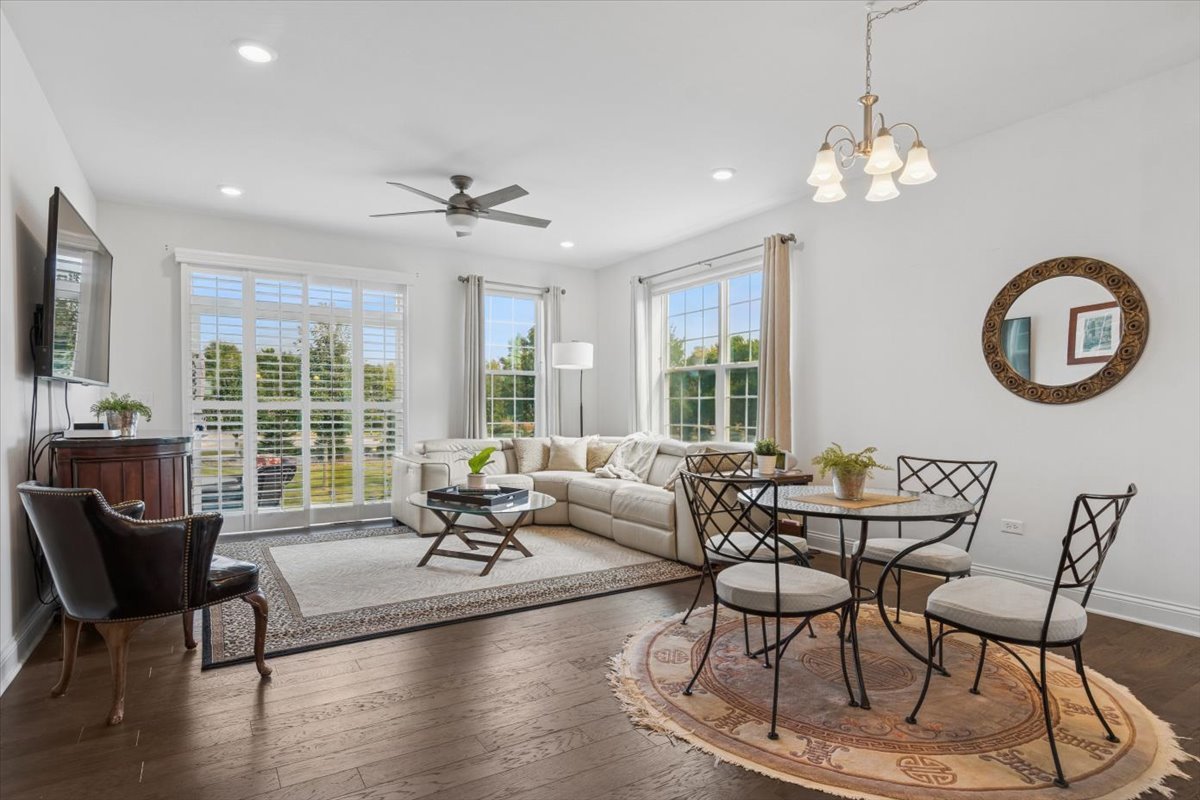 11820 Zenk Court, Huntley, IL 60142