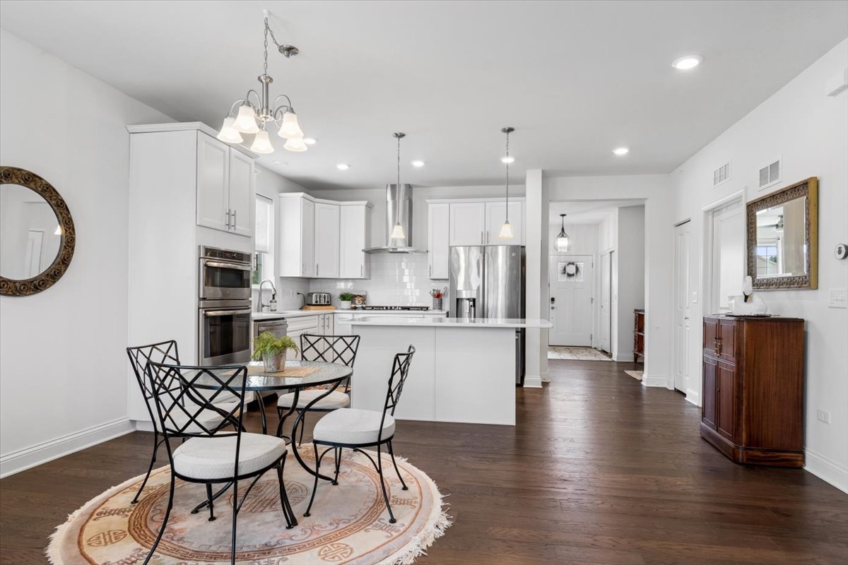 11820 Zenk Court, Huntley, IL 60142