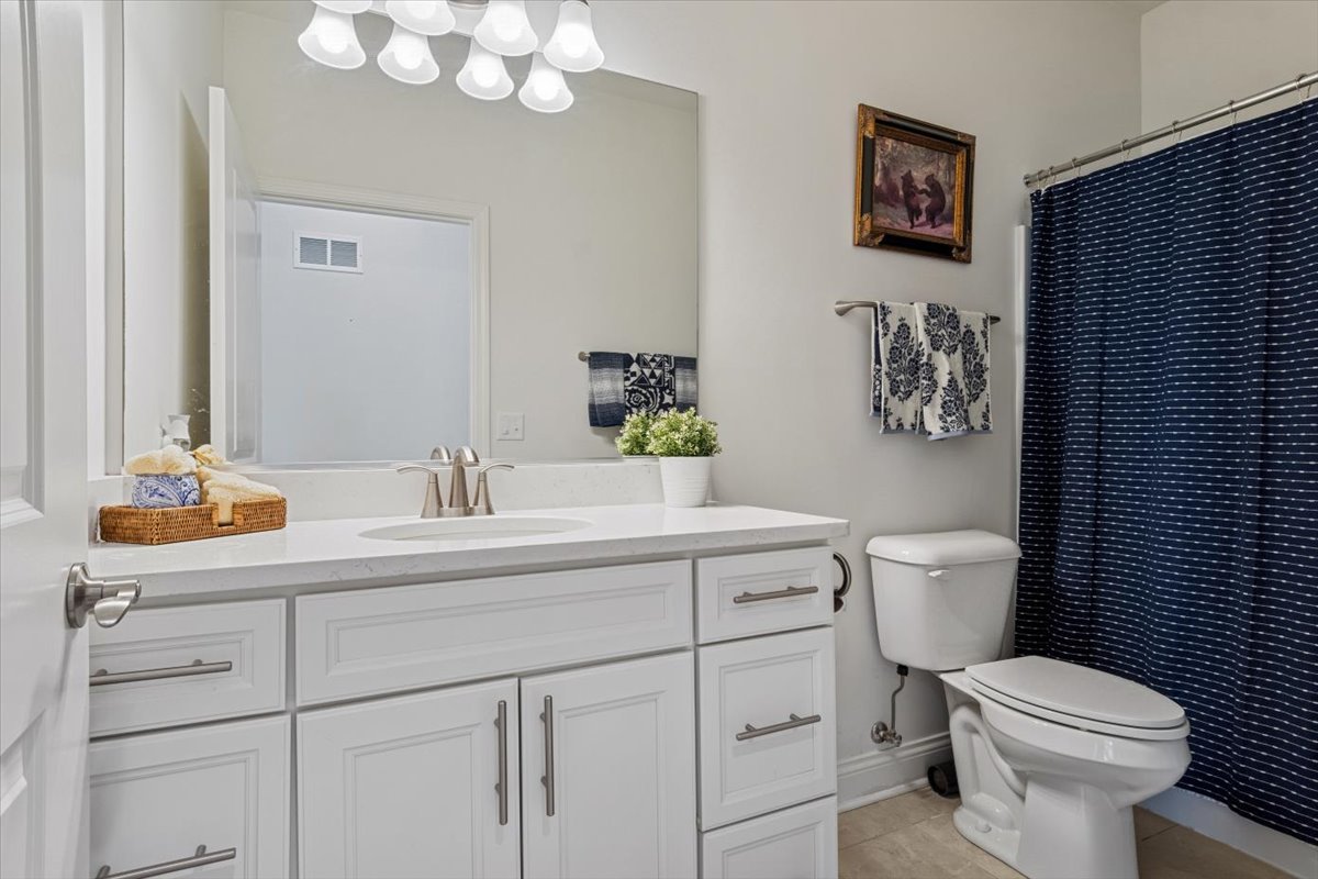 11820 Zenk Court, Huntley, IL 60142