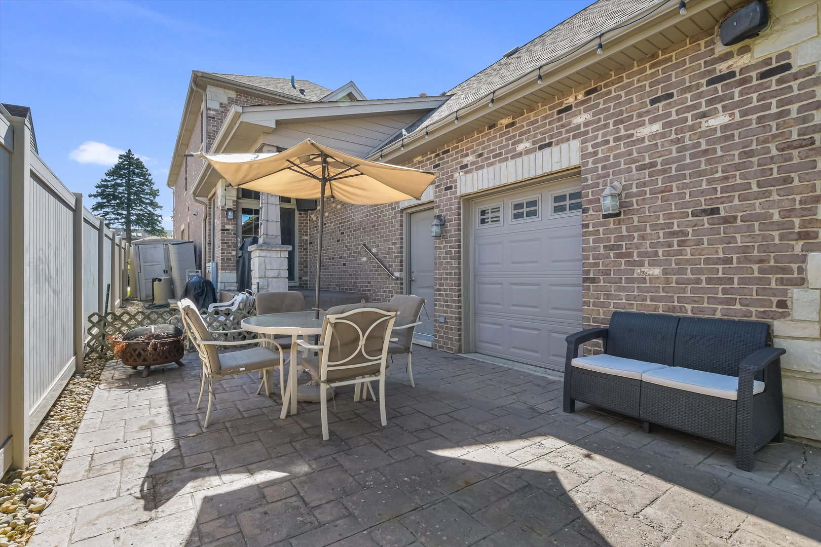 7524 W Jonquil Terrace, Niles, IL 60714
